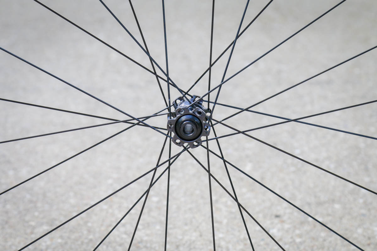 Shimano 1:1 spoke lacing
