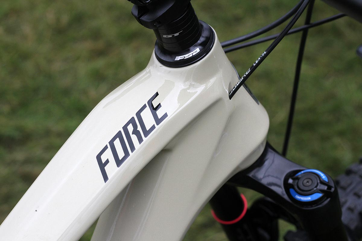 2022 gt force carbon headtube toptube
