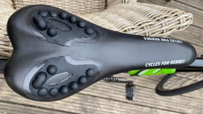 SaddleDonut Pro puts a bubbly cushion on your bike seat