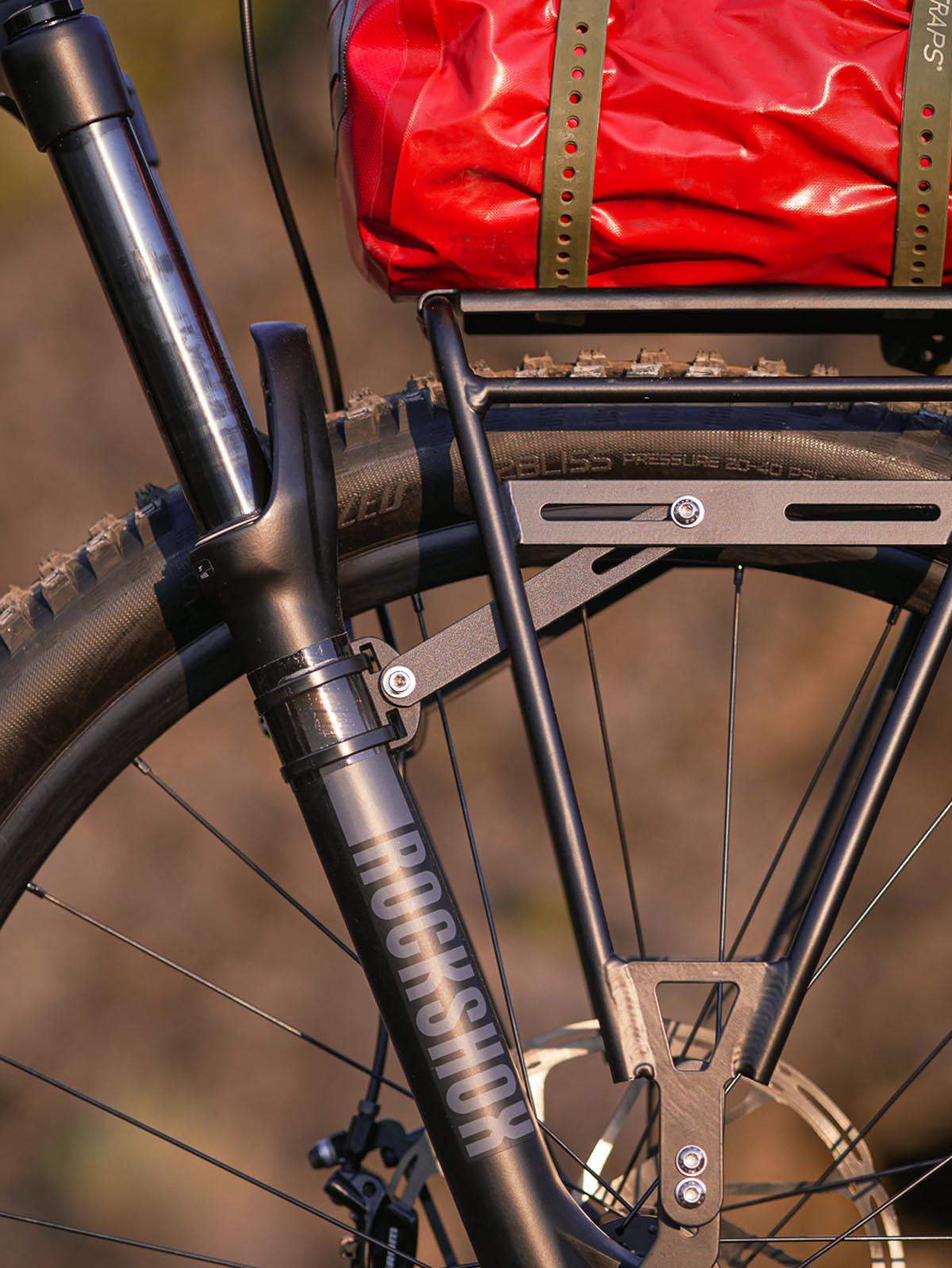 Old Man Mountain Divide Cargo Rack for suspension fork