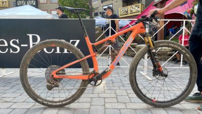 World Cup Pro Bike Check: Luca Braidot’s Santa Cruz Blur with custom-tuned suspension