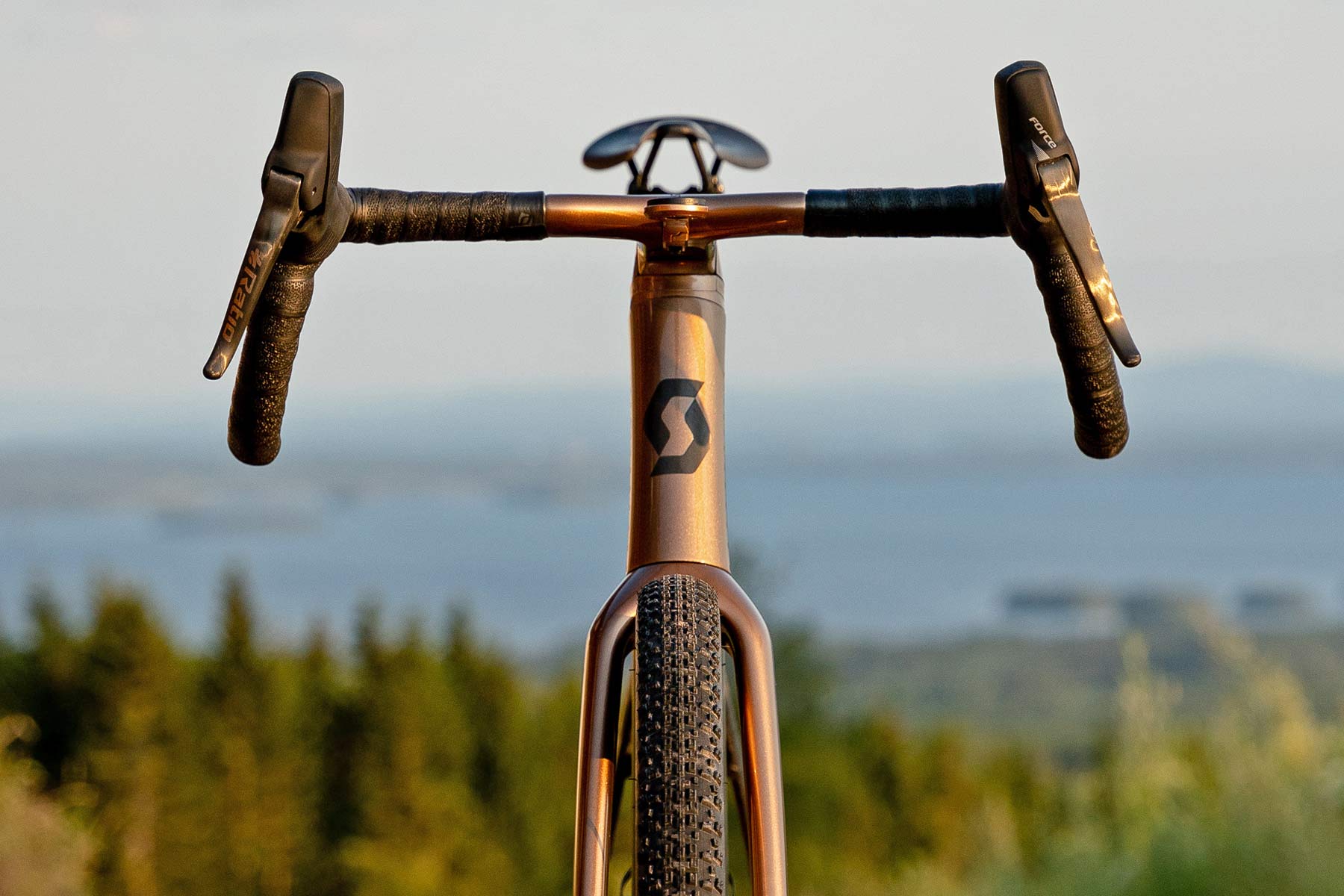 custom Scott Addict Gravel Tuned Dangerholm edition lightweight carbon prototype gravel bike project, fully integrated