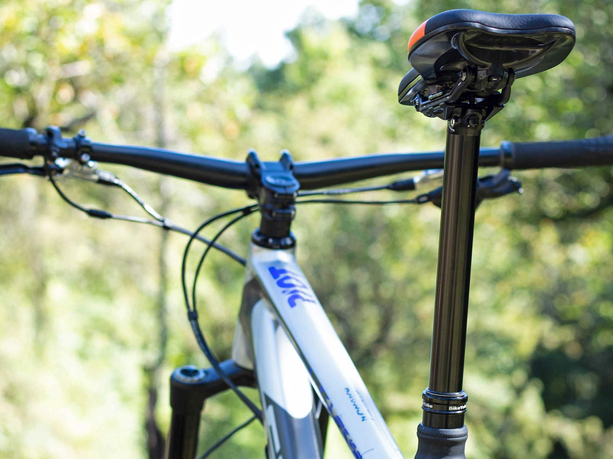BikeYoke Revive Max extends 34.9 dropper to 213mm, get v2.0 upgrades