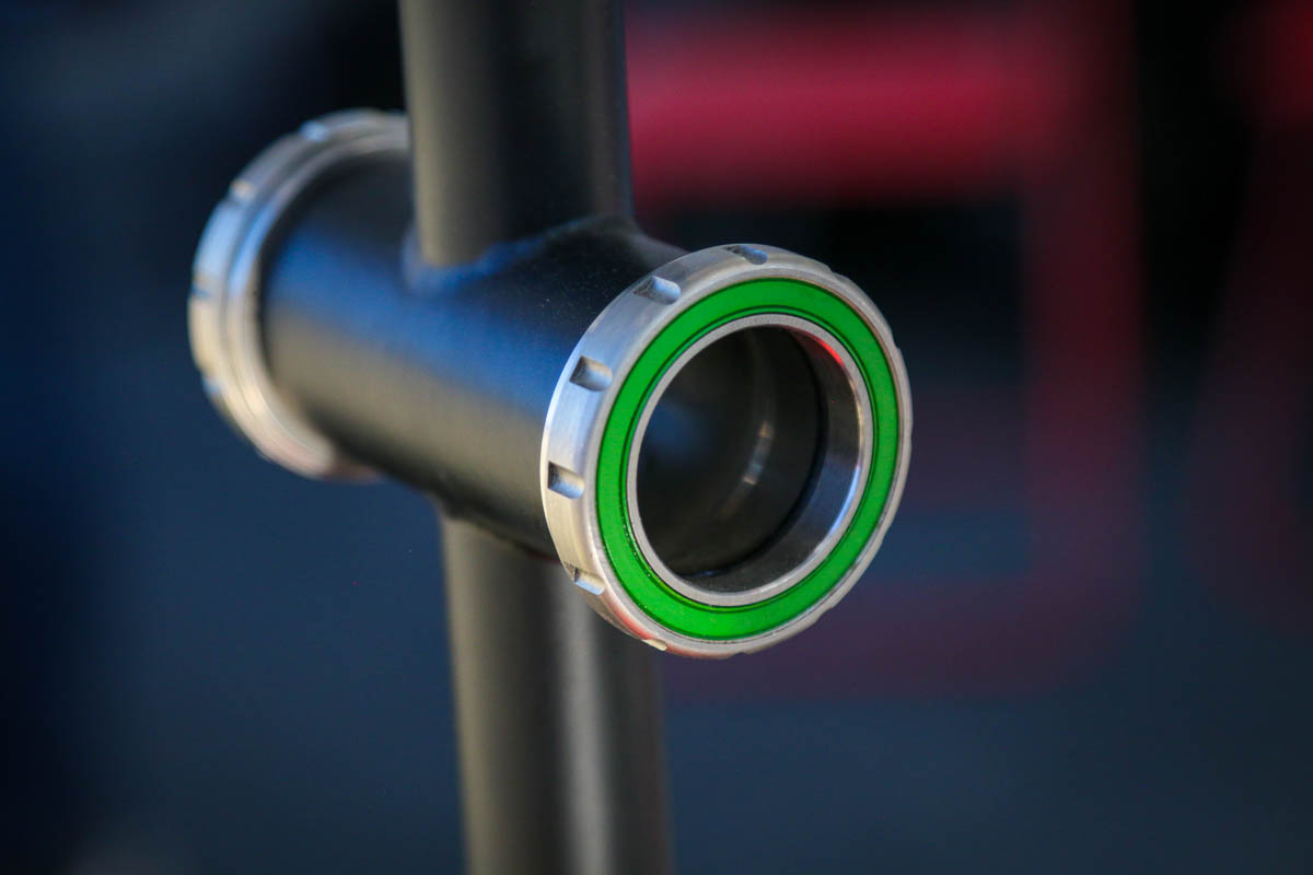 Enduro maxhit bottom bracket