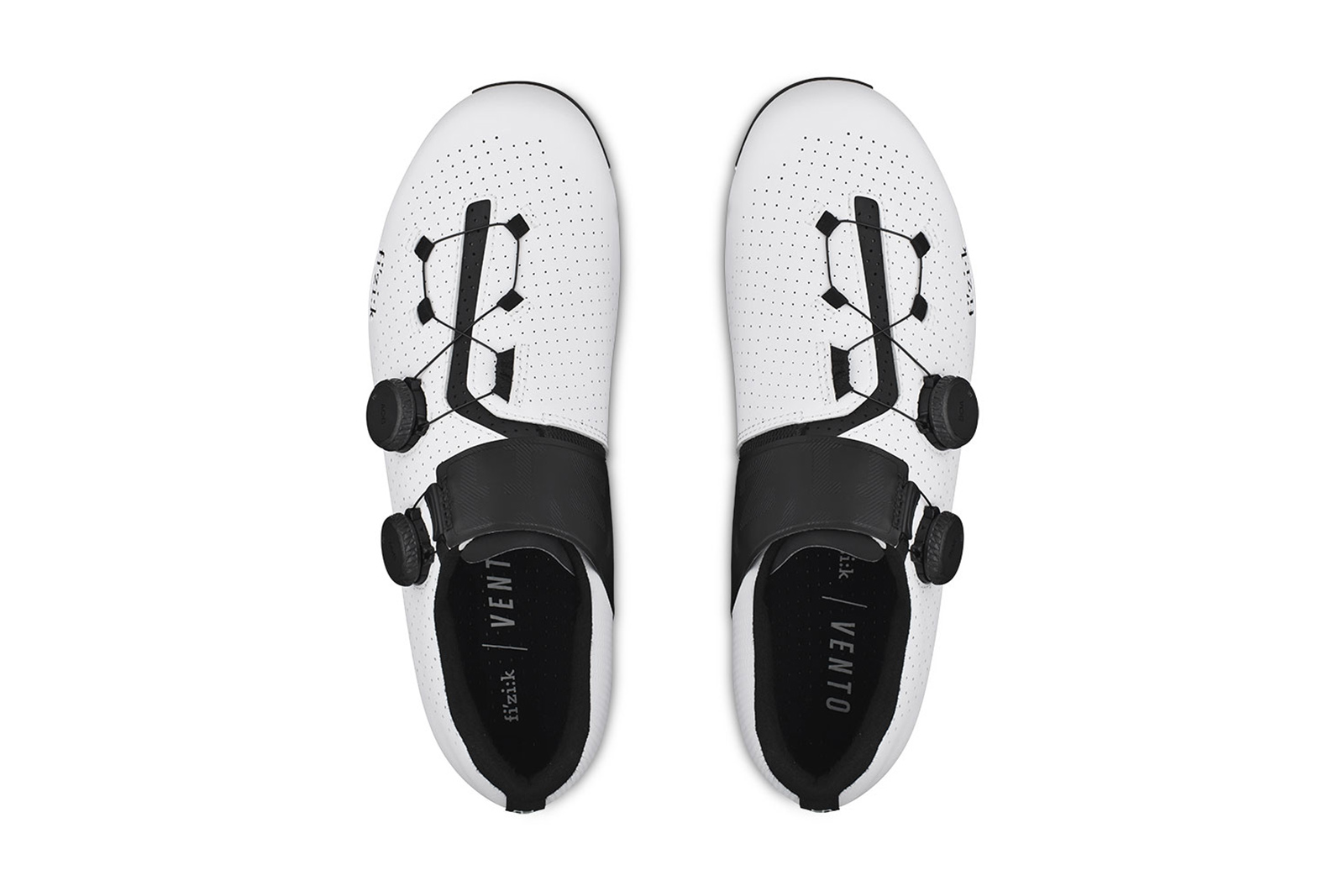 vento infinito carbon 2 wide shoes against a white background