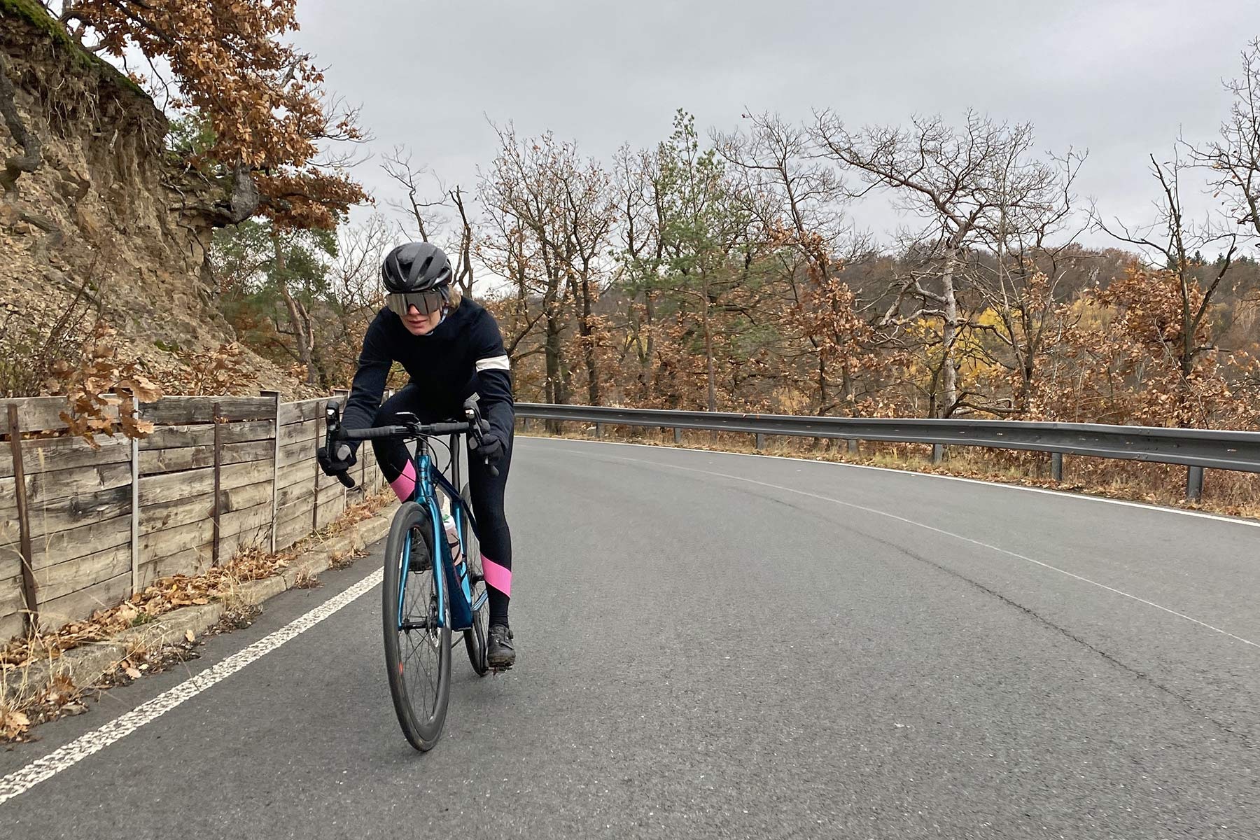 DT Swiss new ERC lightweight carbon aero endurance all-road wheelset review, road descent