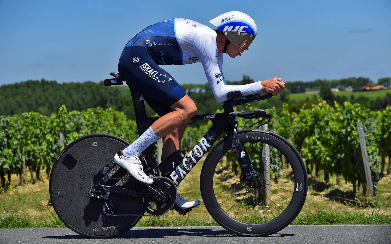 2022 Factor Hanzo TT bike, uniquely aero deep airfoil carbon time trial bike,