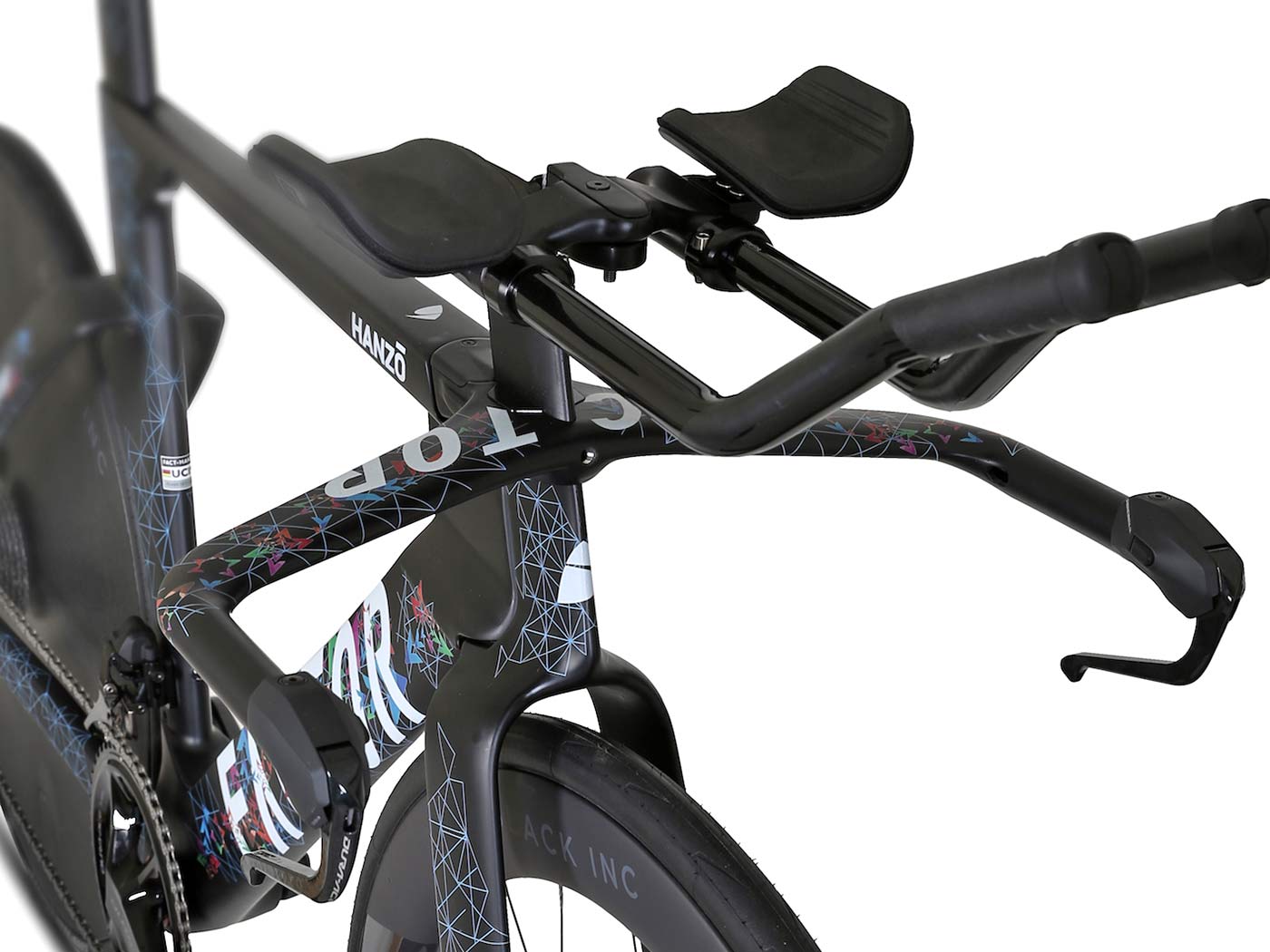 2022 Factor Hanzo TT bike, uniquely aero deep airfoil carbon time trial bike, cockpit