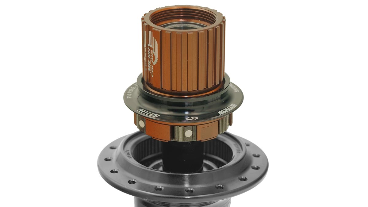 Stan's M-Pulse hubs with Project 321 magnetic pawls