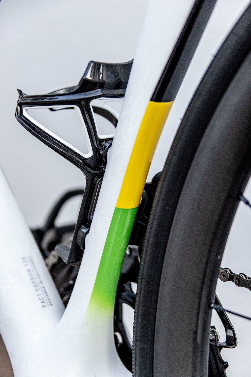 Julian Alaphilippe's 2022 Specialized Tarmac SL7 fade