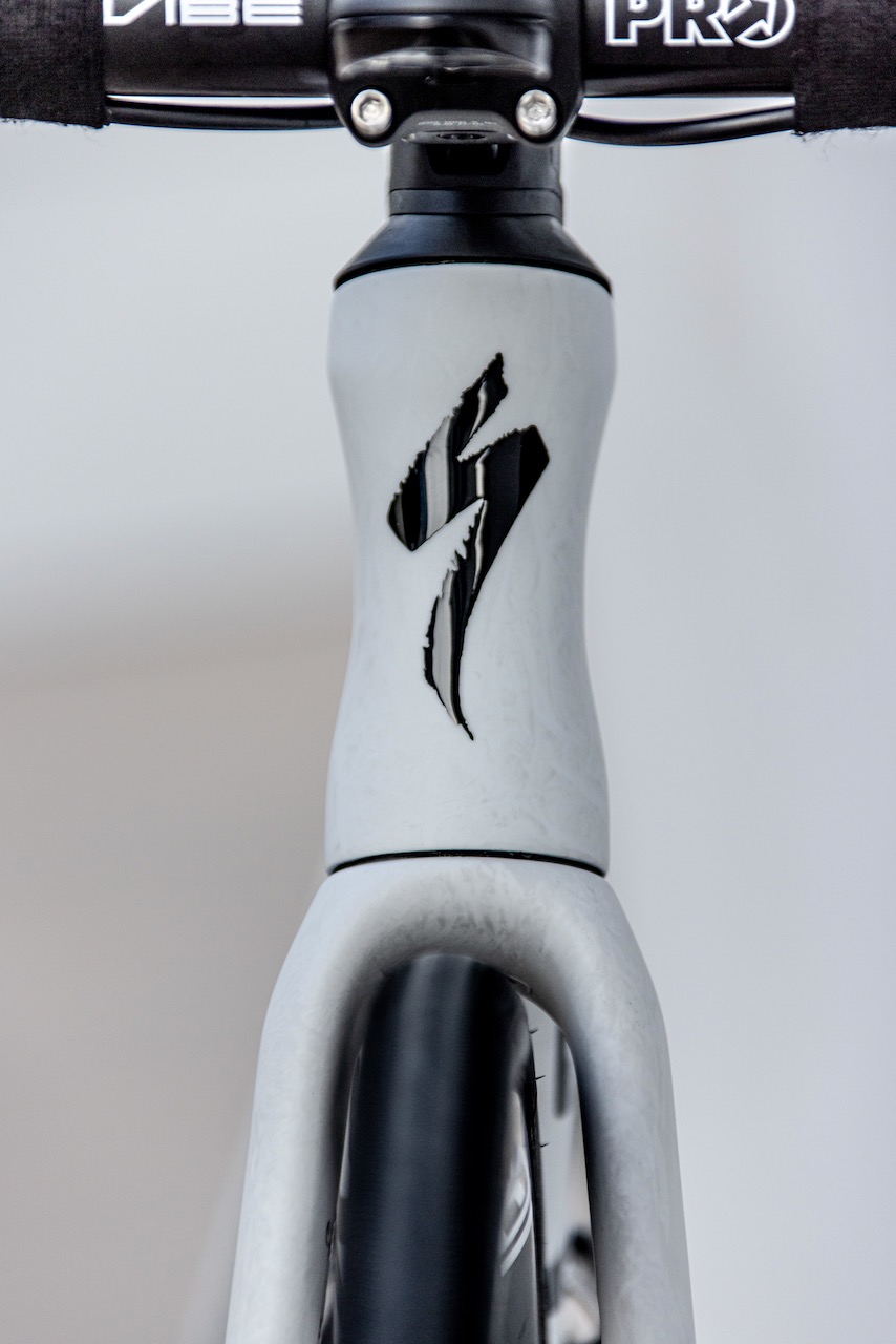 Julian Alaphilippe's 2022 Specialized Tarmac SL7 logo