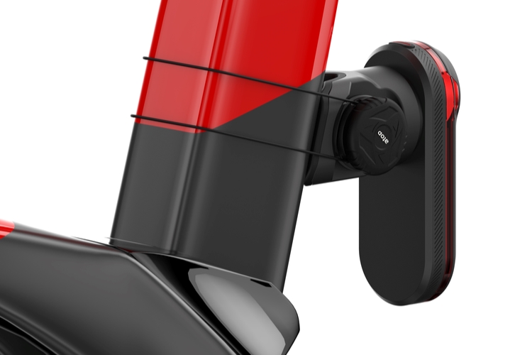 kom cycling garmin varia mount