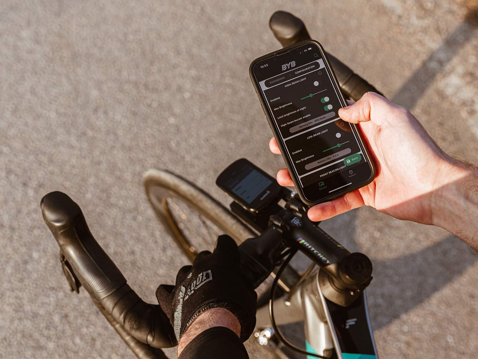 BYB Focus ultra-compact 5000lm high-beam bike light, smartphone control