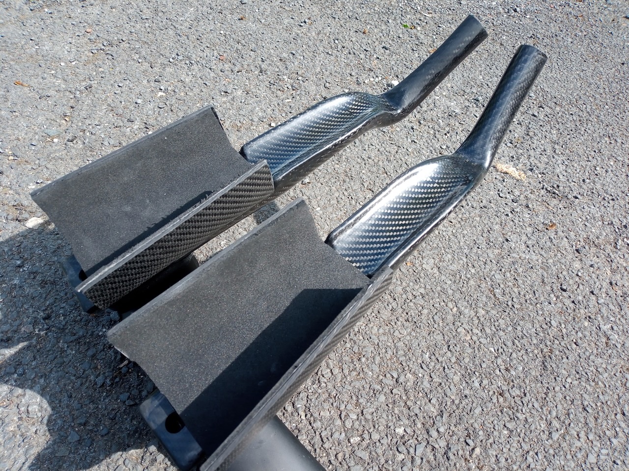 Carbon Wasp Aero Bars hand made in the UK