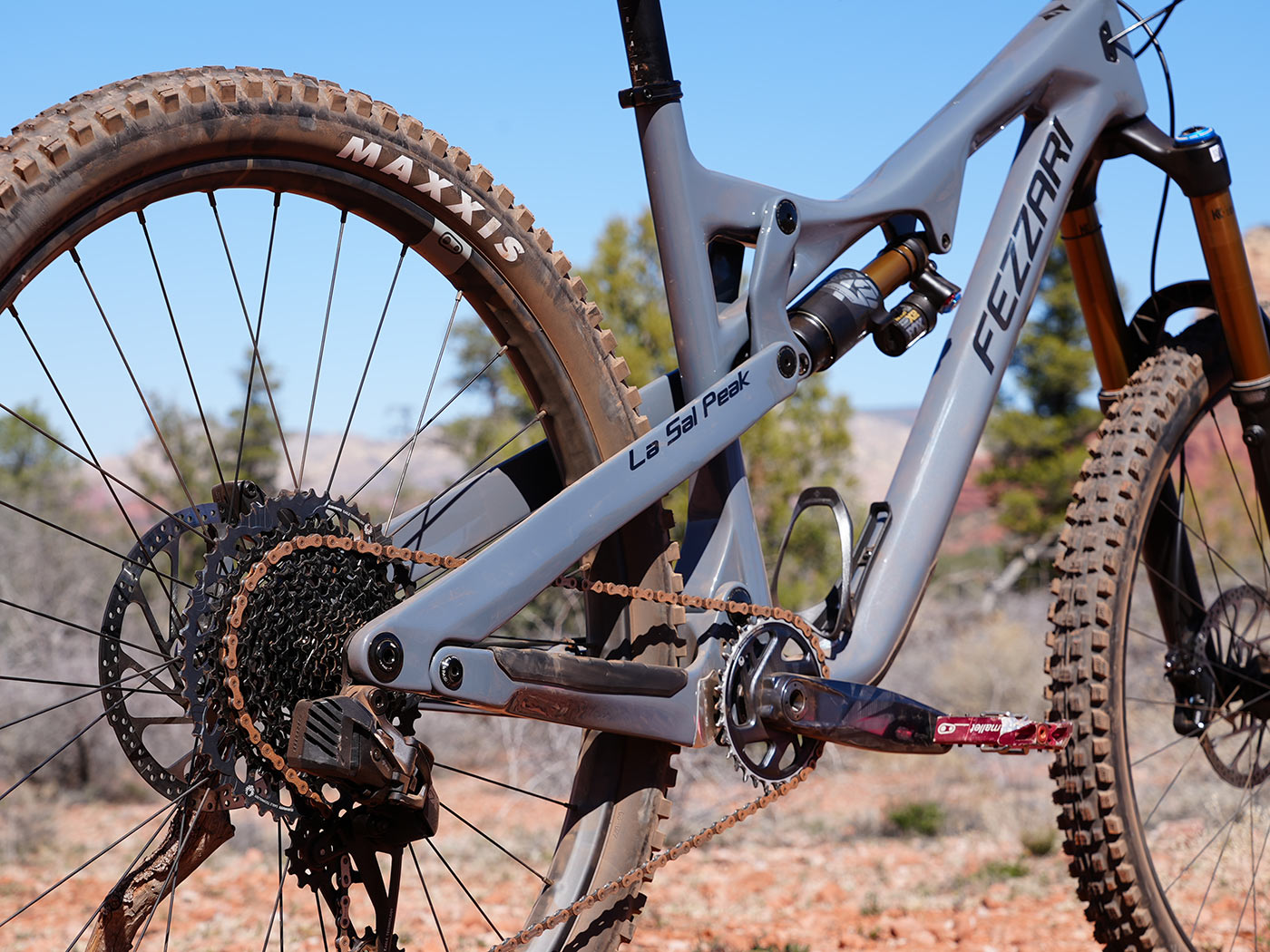 fezzari la sal peak 2 enduro mountain bike frame features and details