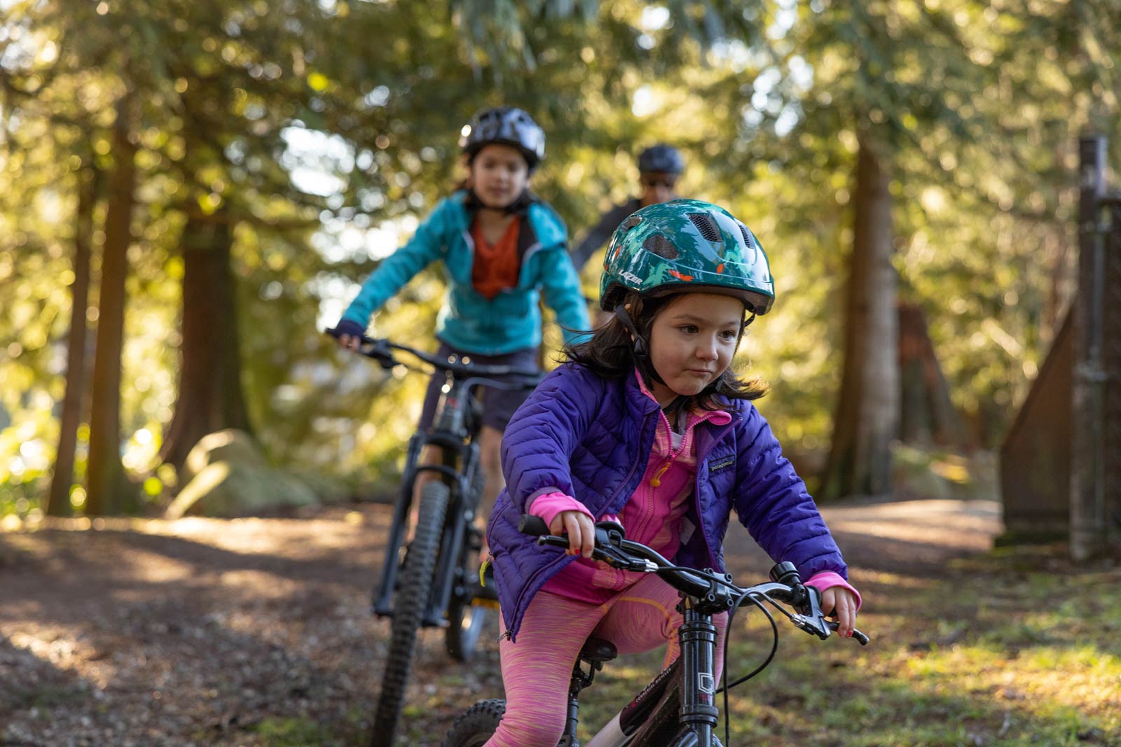 Lazer Nutz KinetiCore children's mountain bike helmet