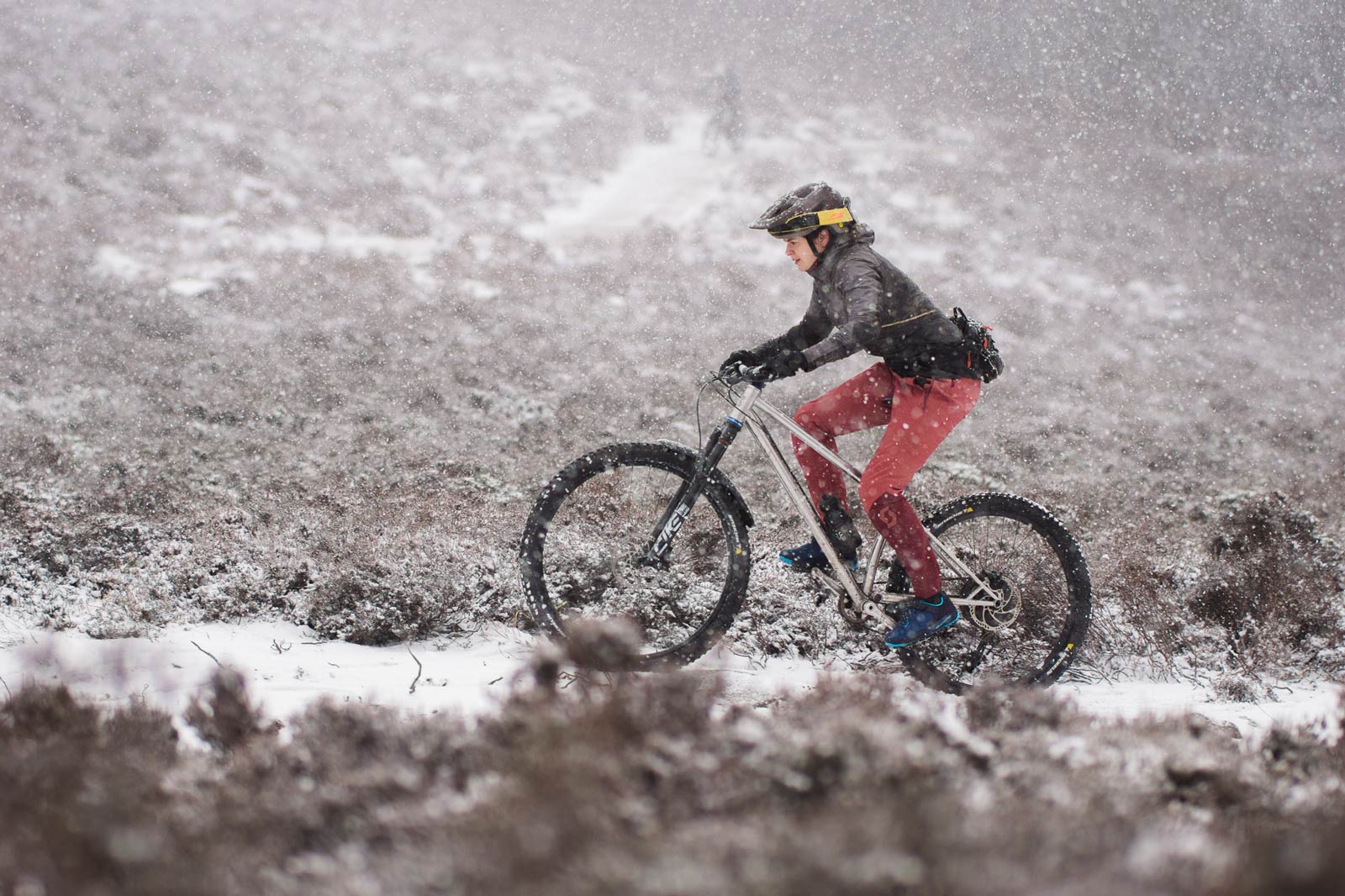 starling roost review scotland innerleithen golfy climb snowing