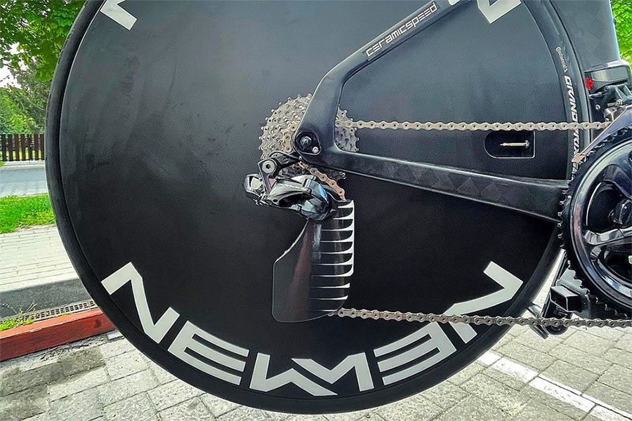 CeramicSpeed AeroOSPW prototype, Intermarche Wanty Gobert team, photo by Mikey VK, Cube Aerium TT bike detail