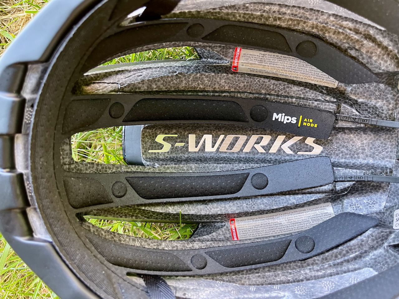 Specialized S-Works Evade 3 inside