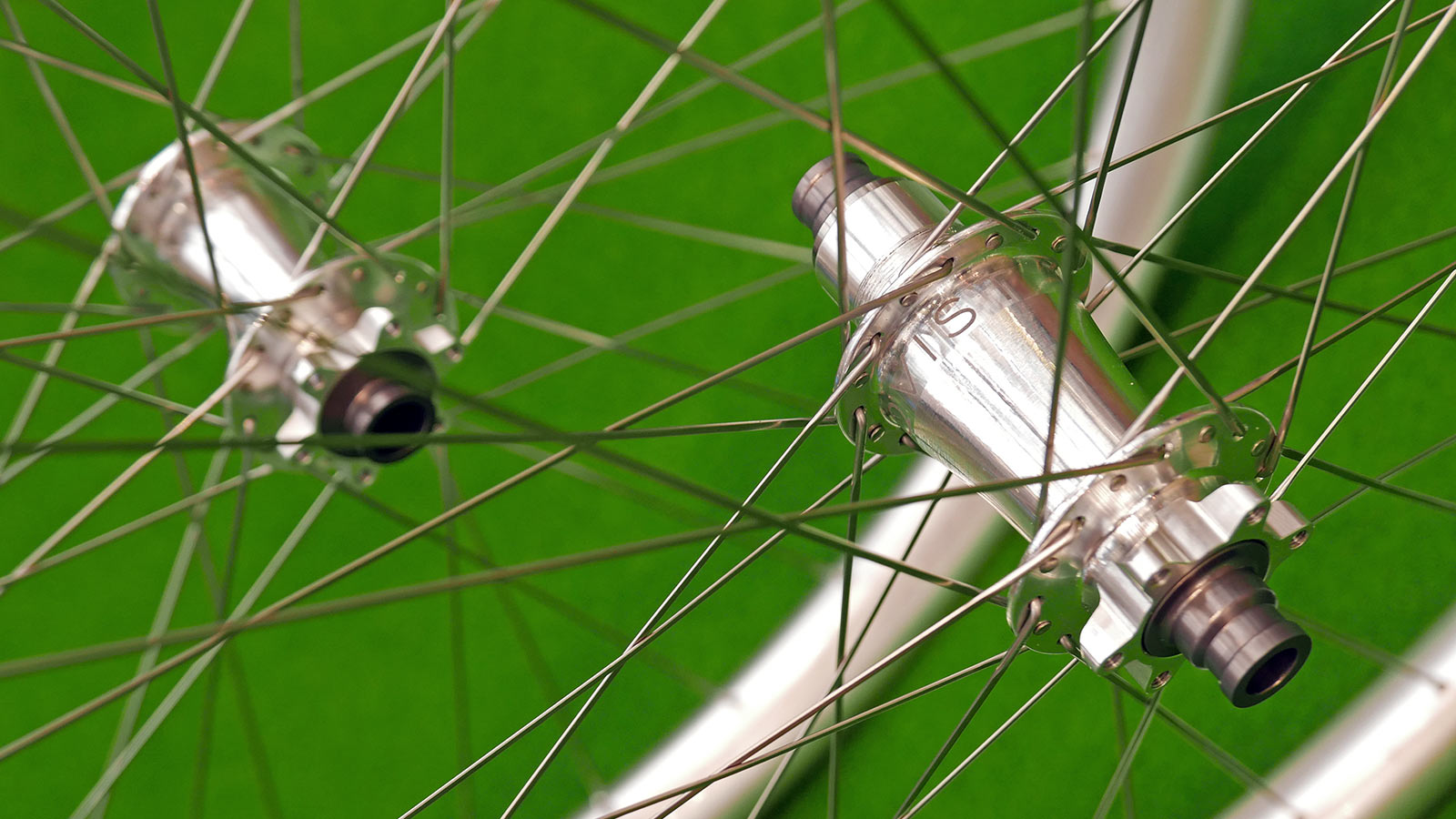 Qvist hubs, 128-tooth Double Ratchet ultra-fast 2.8° engagement mountain bike hub prototype, hubset