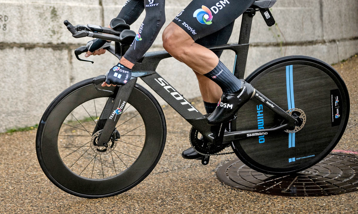 Scope AEA Disc TT rear, R9.T deep front aero time trial wheels