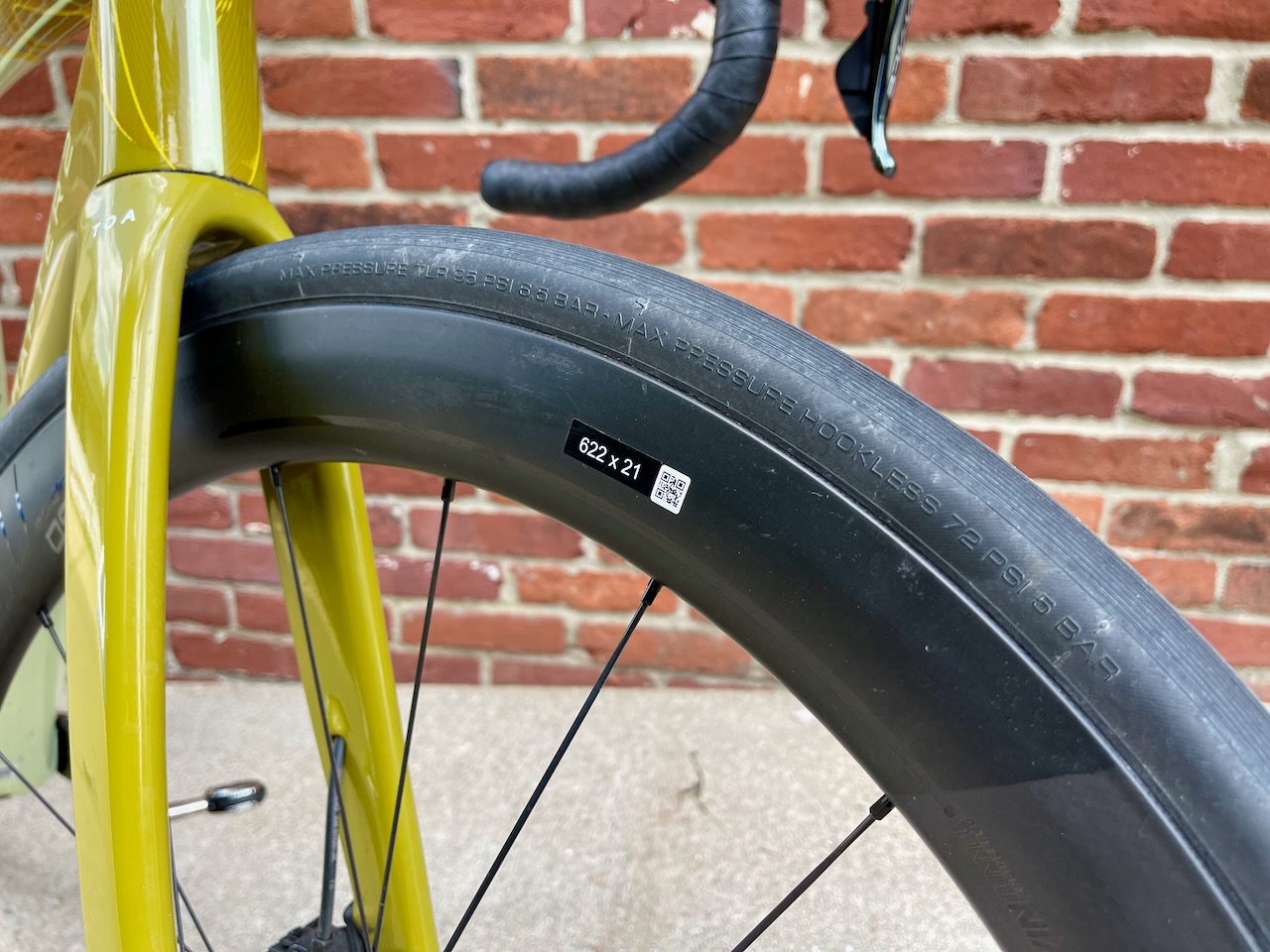 Vittoria Corsa N.EXT hookless pressure