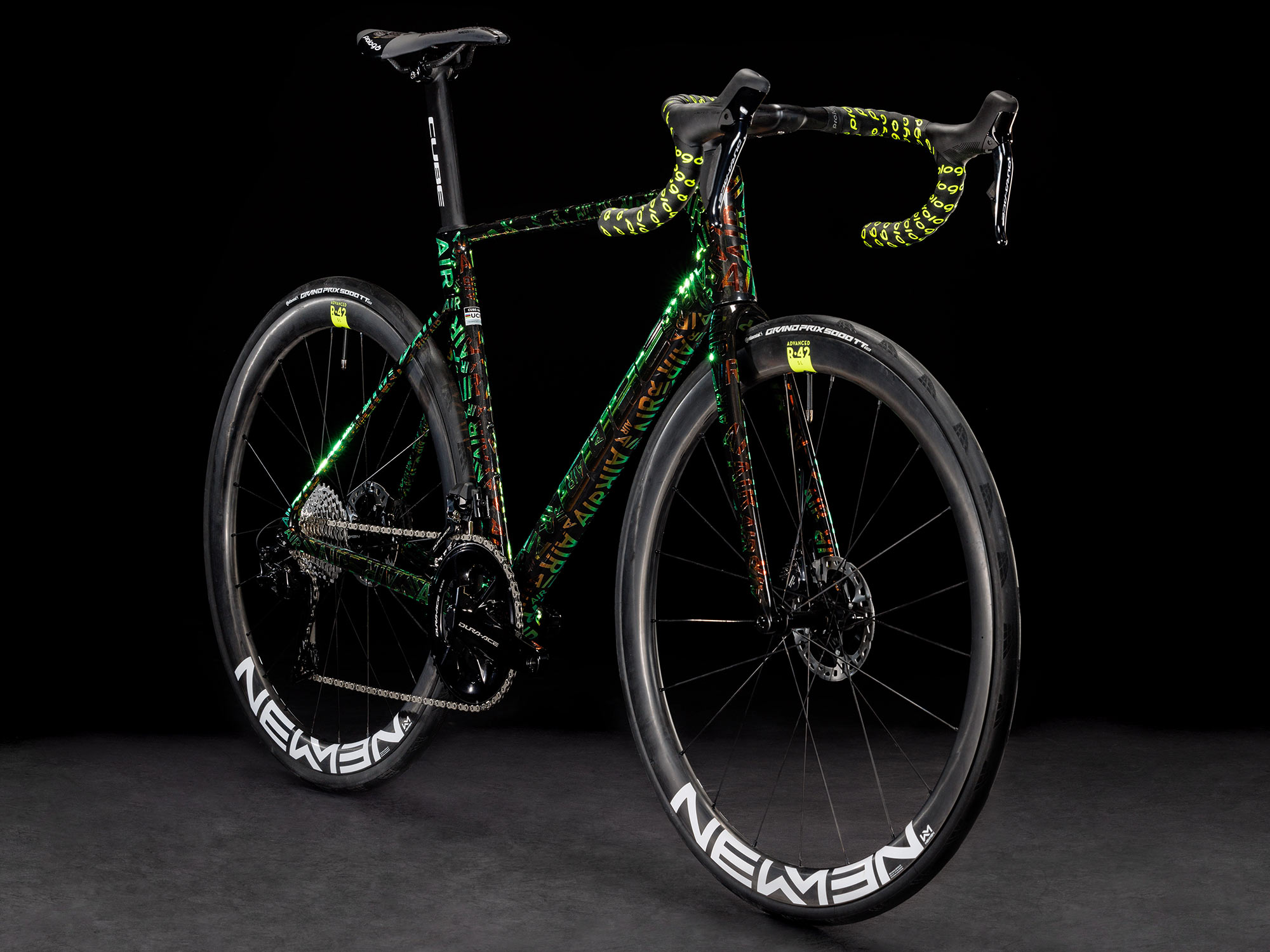 2023 CUBE Litening Air C68X lightweight aero carbon climbers road bike, Vuelta edition