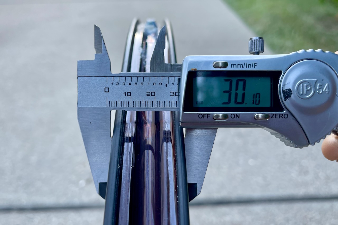 CADEX 50 Ultra full rim width