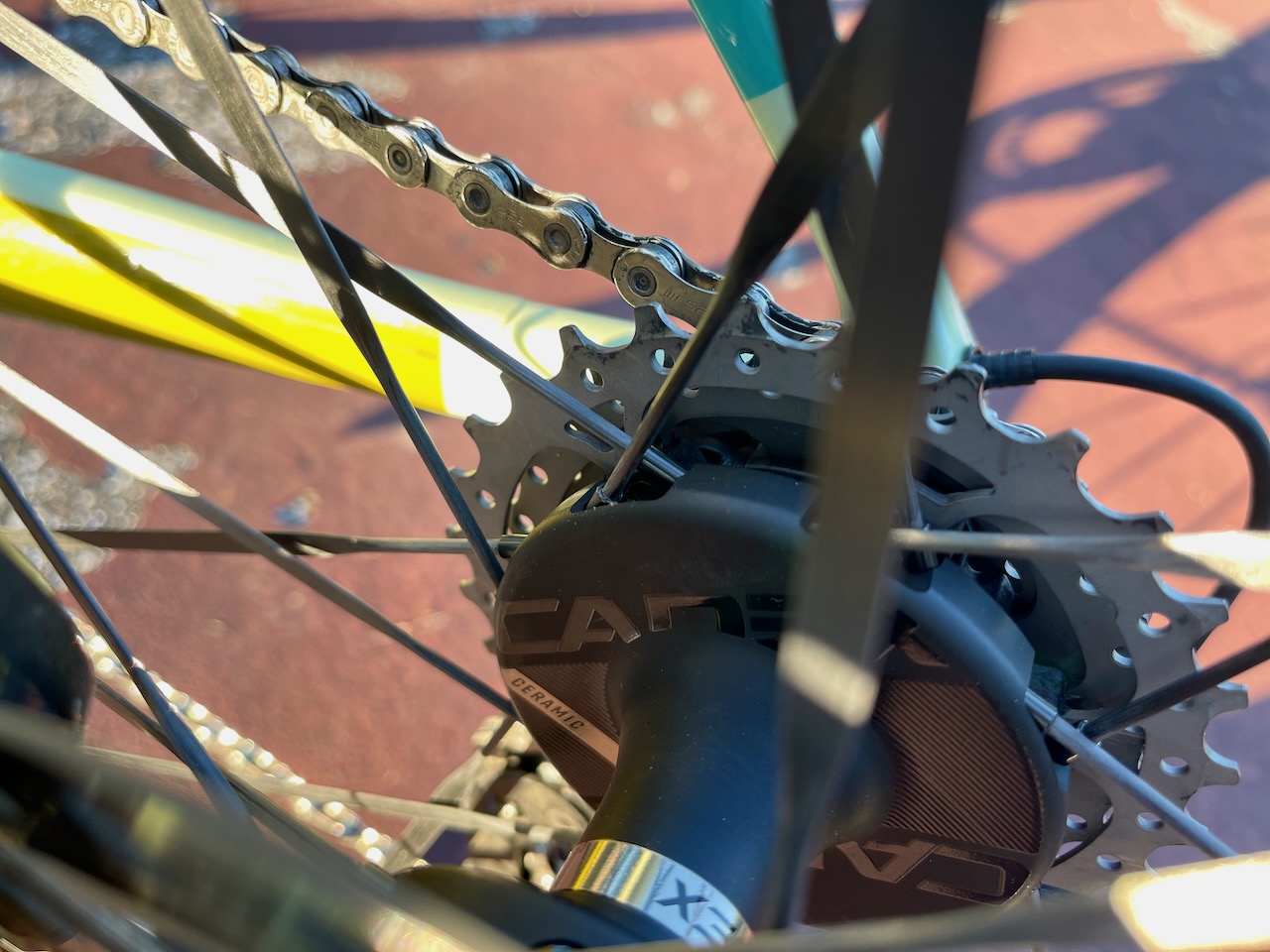 CADEX 50 Ultra spoke hub detail