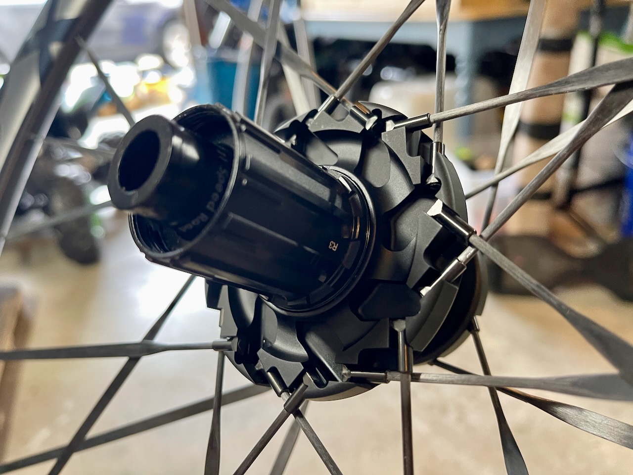 CADEX 50 Ultra weight