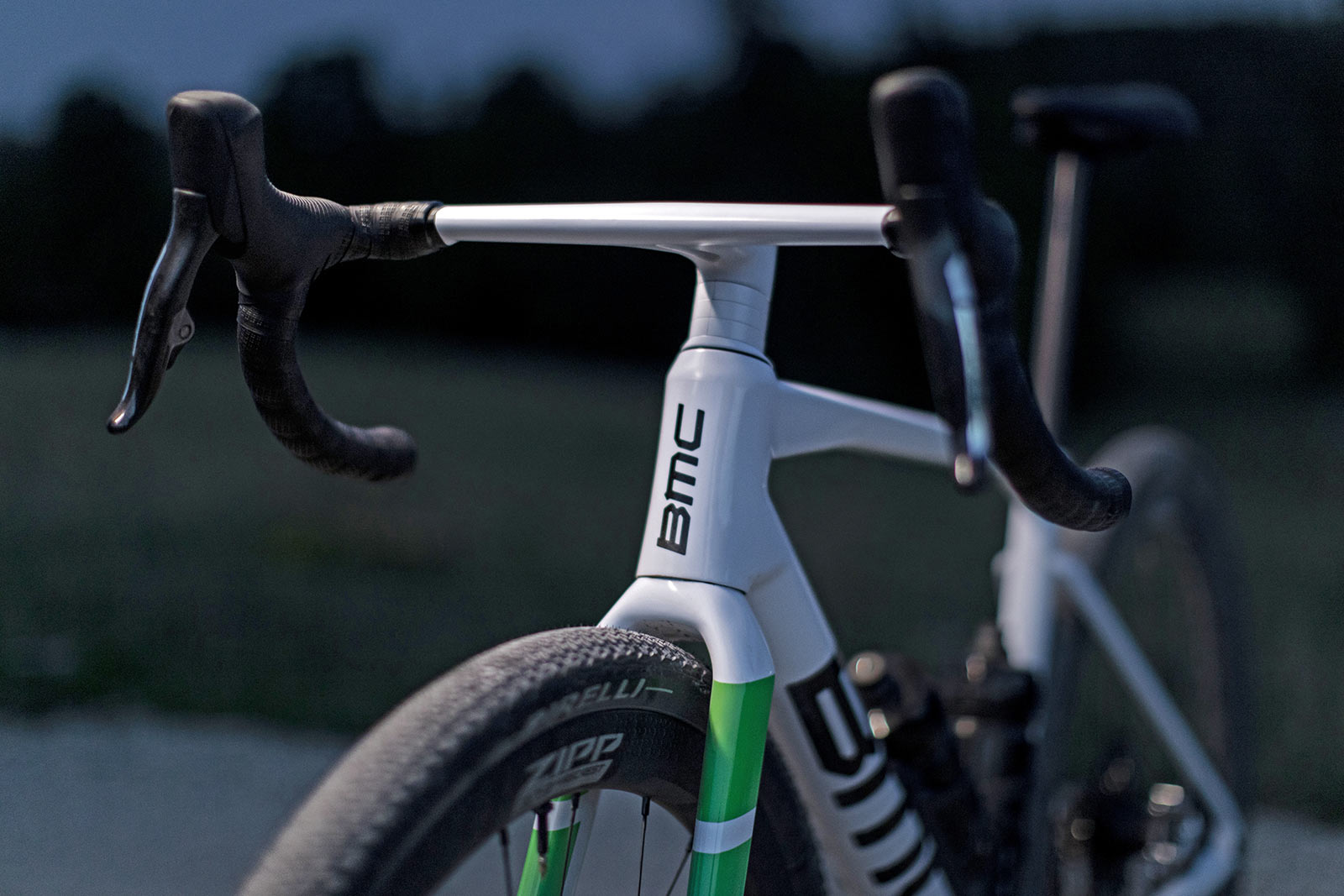 BMC Kaius aero carbon gravel race bike, ICS Carbon Aero handlebar