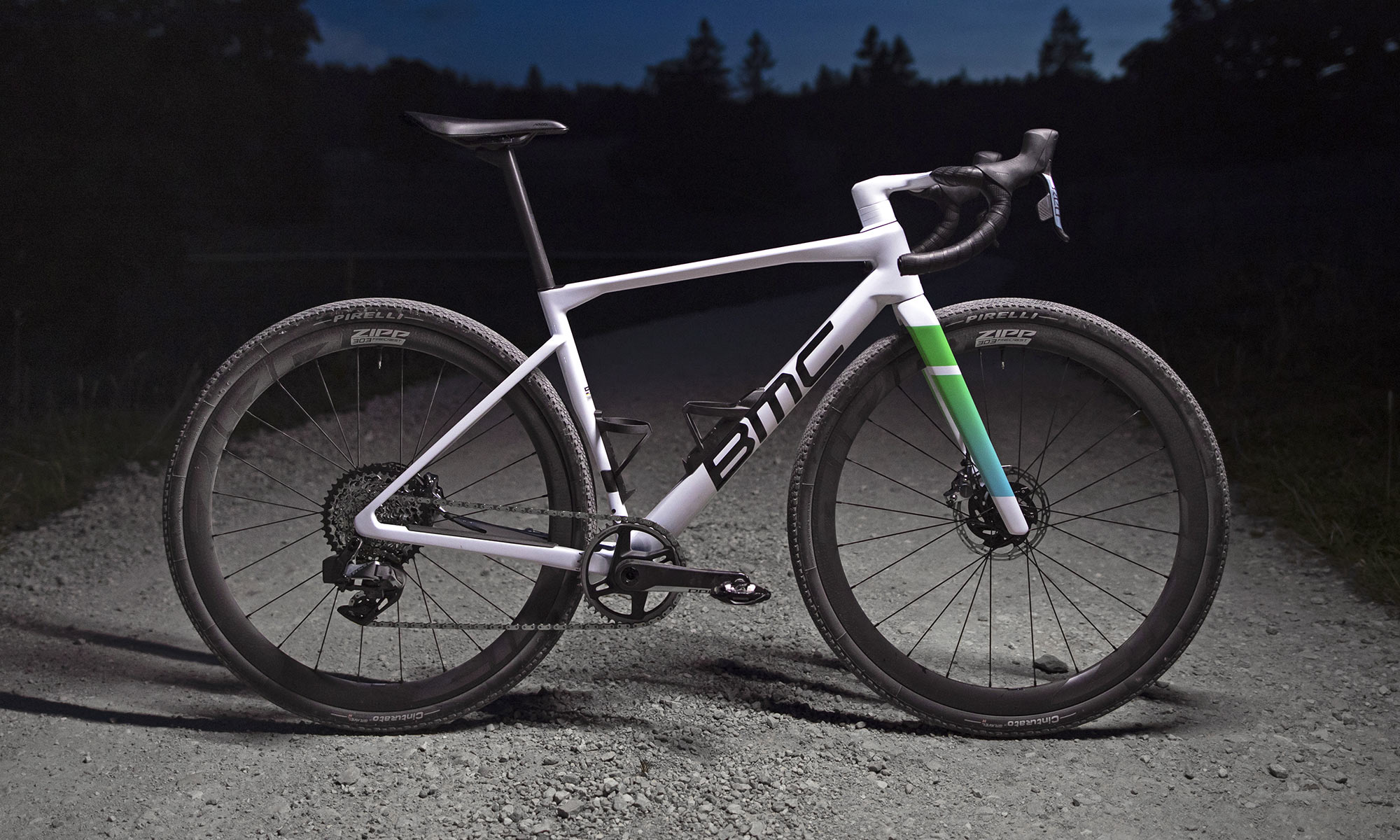 BMC Kaius aero carbon gravel race bike, complete