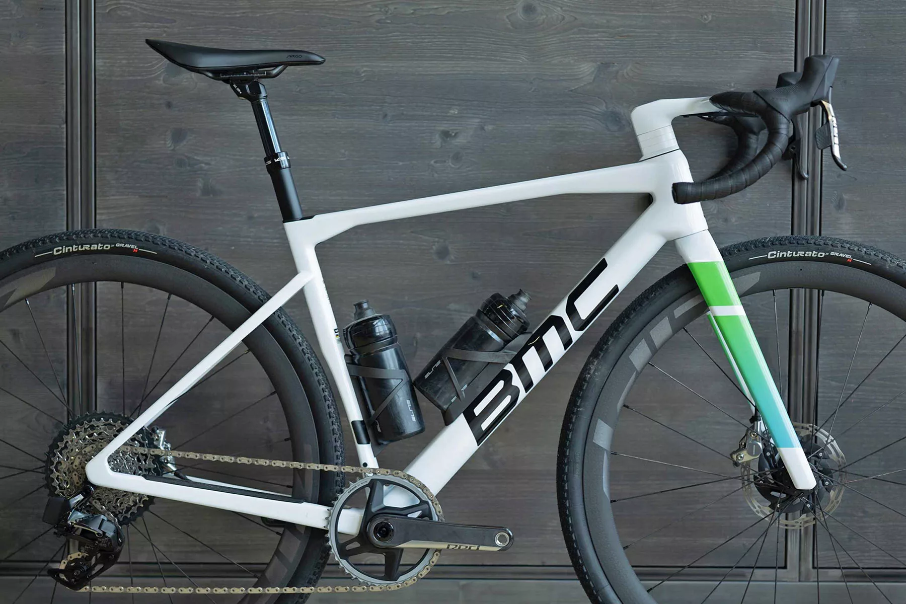 BMC Kaius aero carbon gravel race bike, dropper post