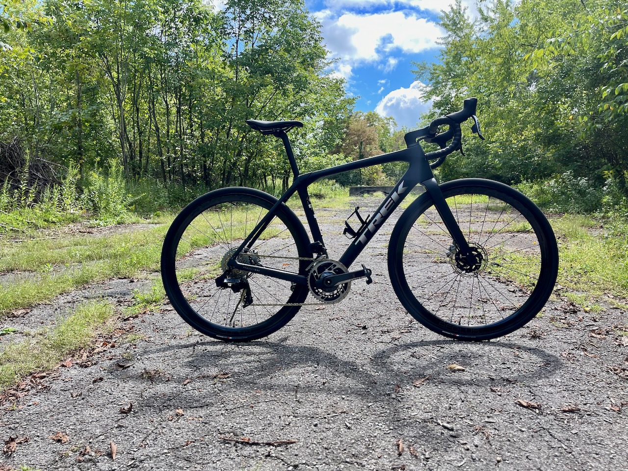 Trek Domane 2023 Full bike far bike