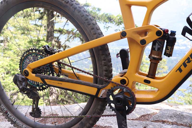 2023 Trek Fuel EX, linkage