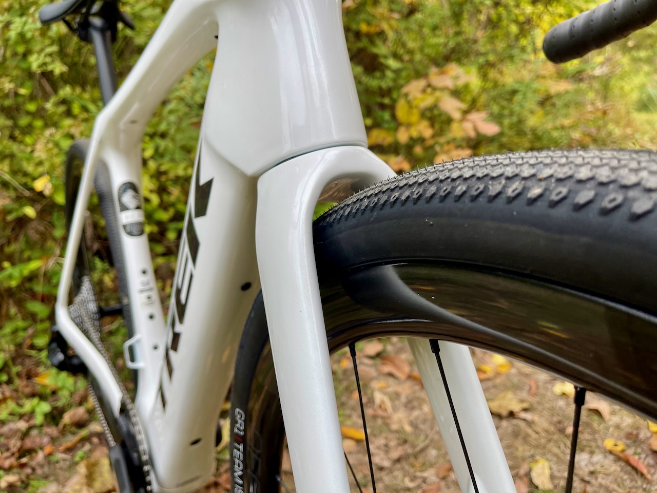 Trek Domane+ SLR front tire clearance