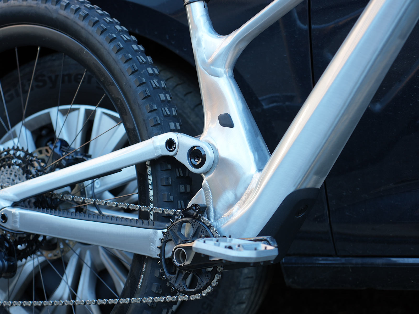 2023 scott genius alloy shown with raw prototype finish