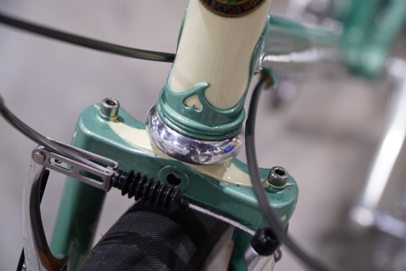 Rivendell headtube lug