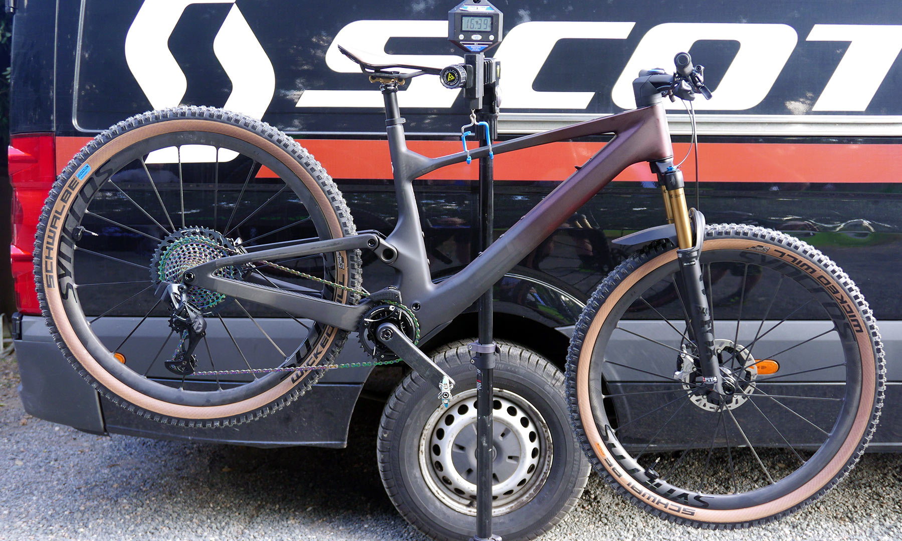 2023 Scott Lumen eRIDE ultralight trail eMTB, powered by TQ HPR50 ebike, 16.39kg Large actual weight