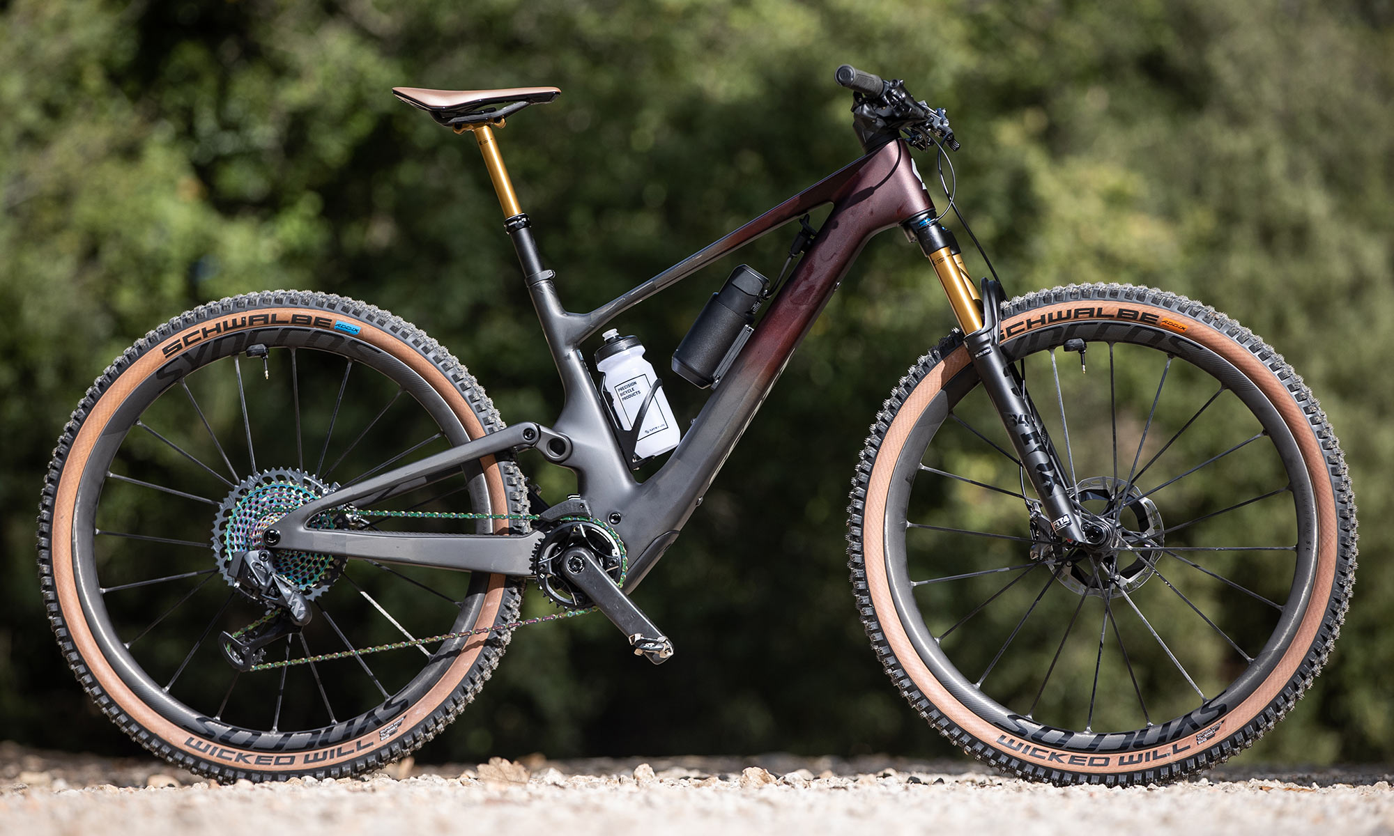2023 Scott Lumen eRIDE ultralight trail eMTB, powered by TQ HPR50 ebike, photo by Michal Červený 900 SL