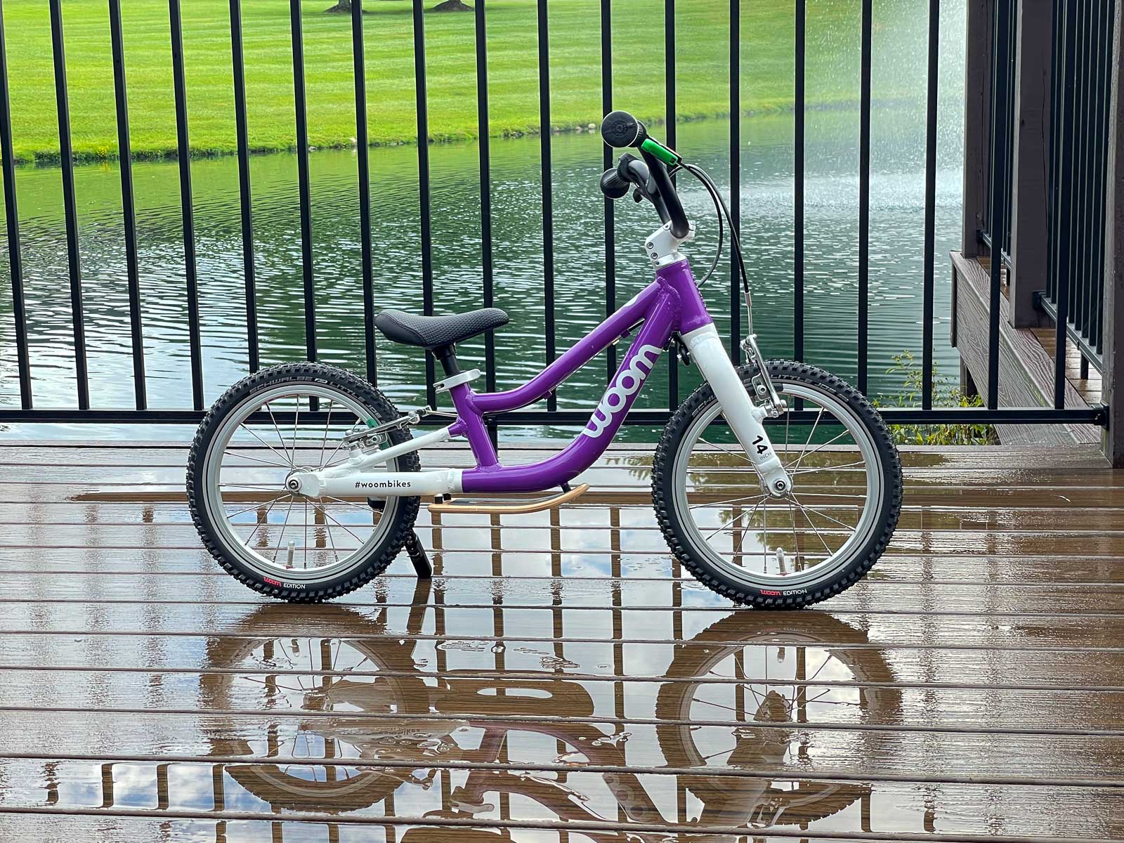 woom one plus balance bike with brakes