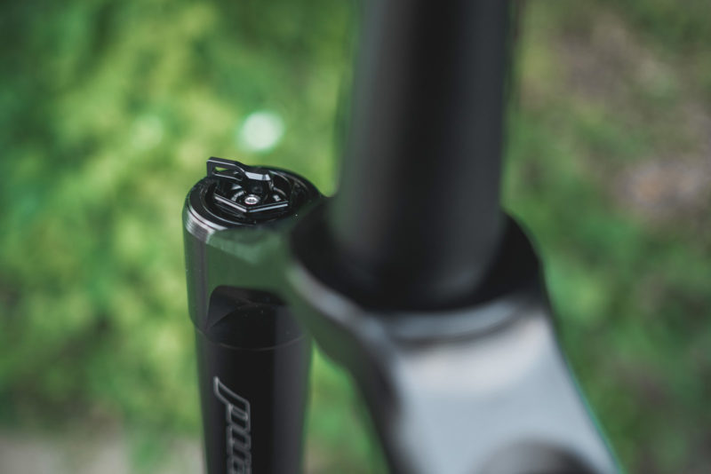 intend samurai cc xc gr fork rockshox race day damper rebound dial