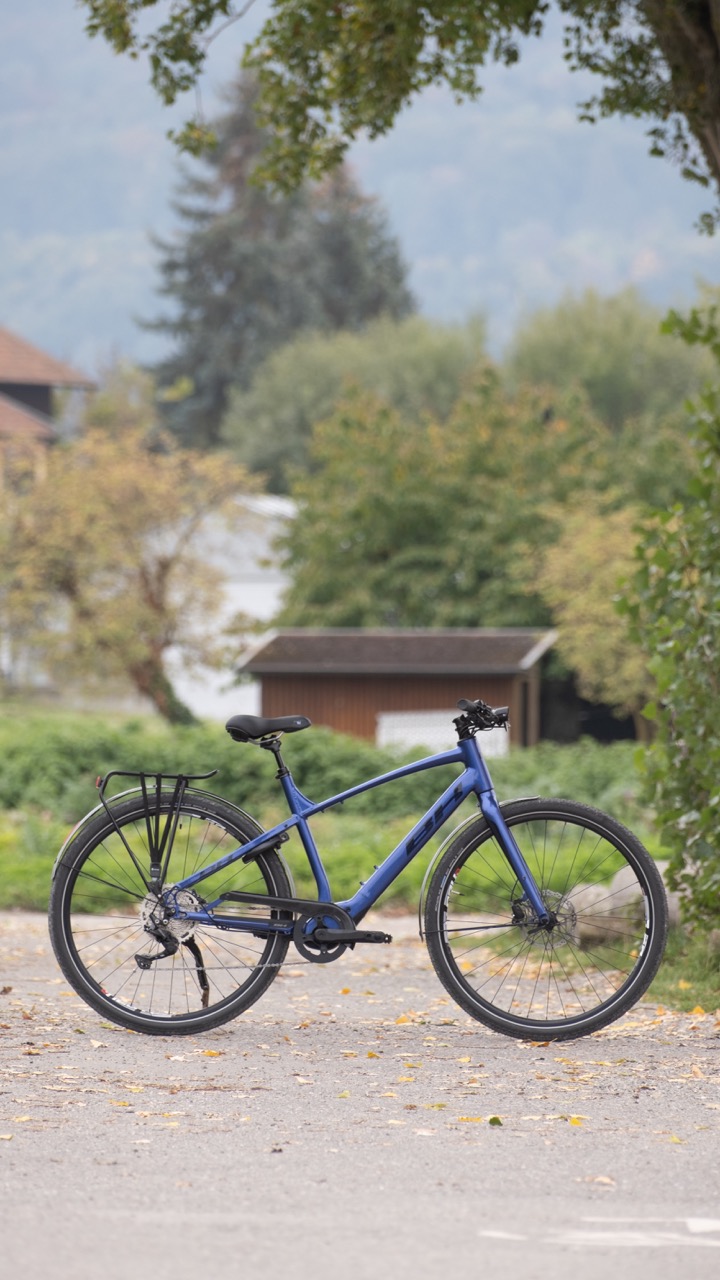 BH Bikes Core Cross full side far away