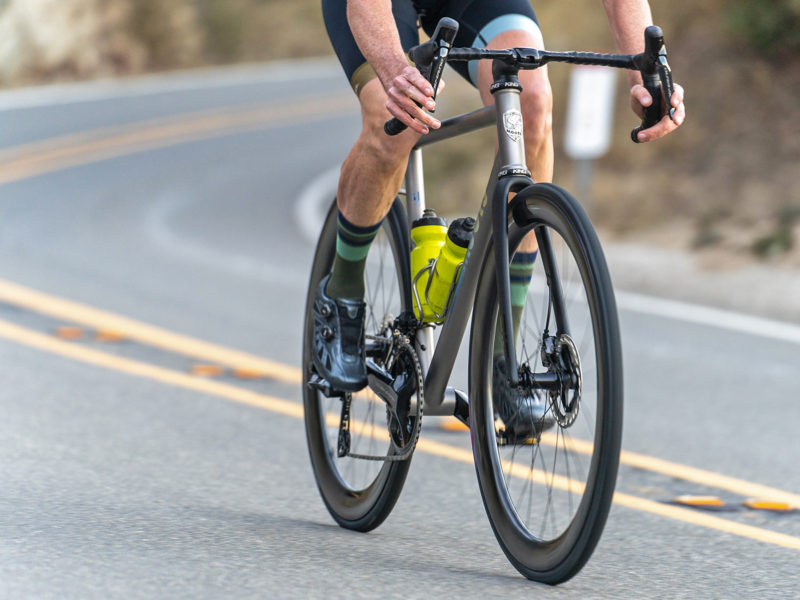 Chris King AeroSet 3 fully internal routing headset, road riding