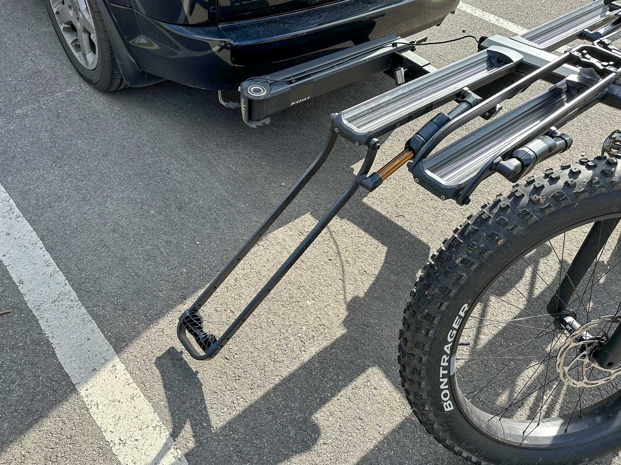 Kuat Piston Pro X arm down for ebike tray