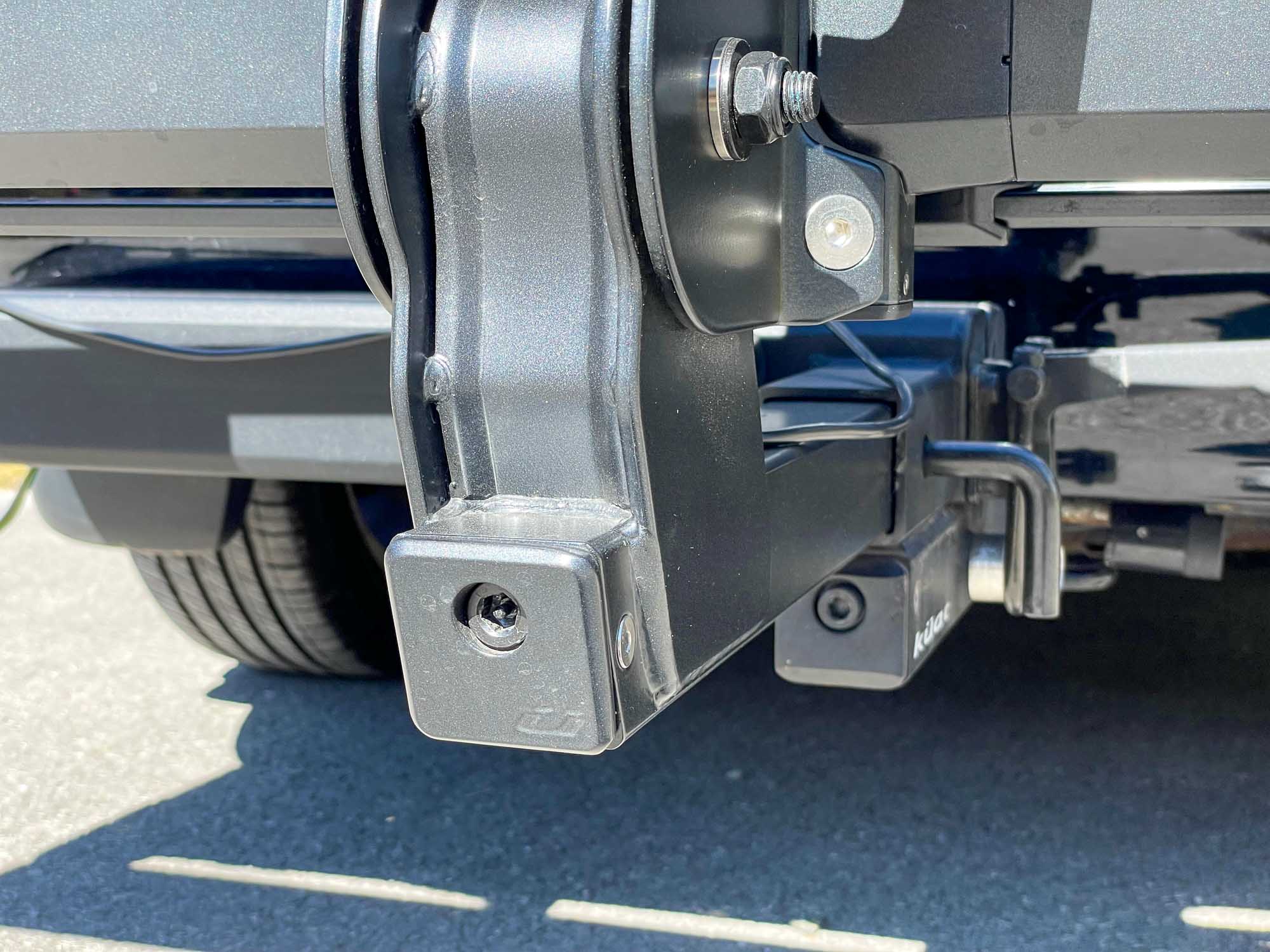 Kuat Piston Pro X security bolt