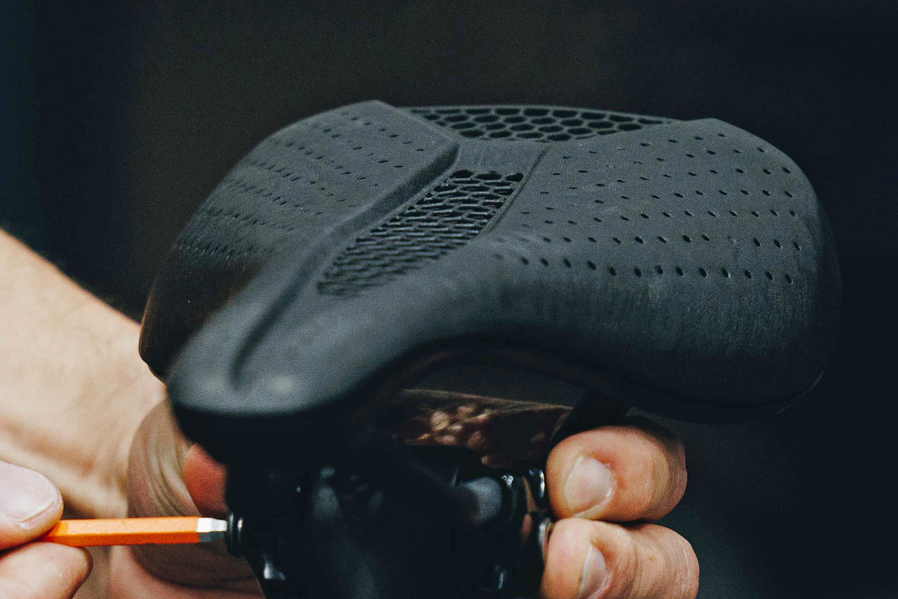 Specialized Project Black S-Works Mirror prototype 3D-printed saddle, new top