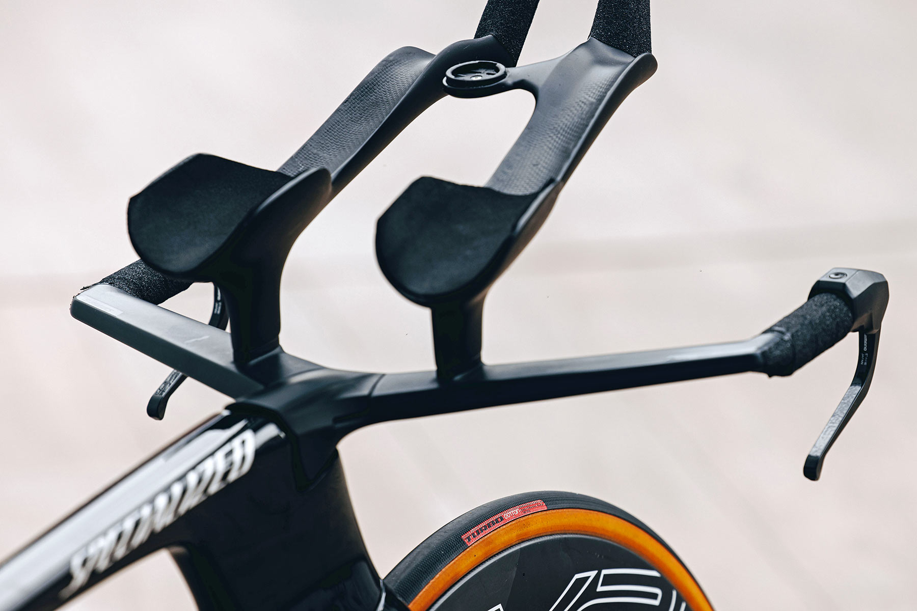 Specialized custom Shiv TT prototype aerobars, armrest detail