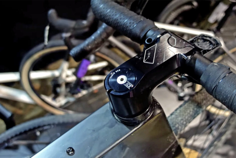 2023 Rondo Ruut CF 2 carbon gravel bike with interrupted seat tube design leaked by Veloppoint.pl, fully internal cable routing