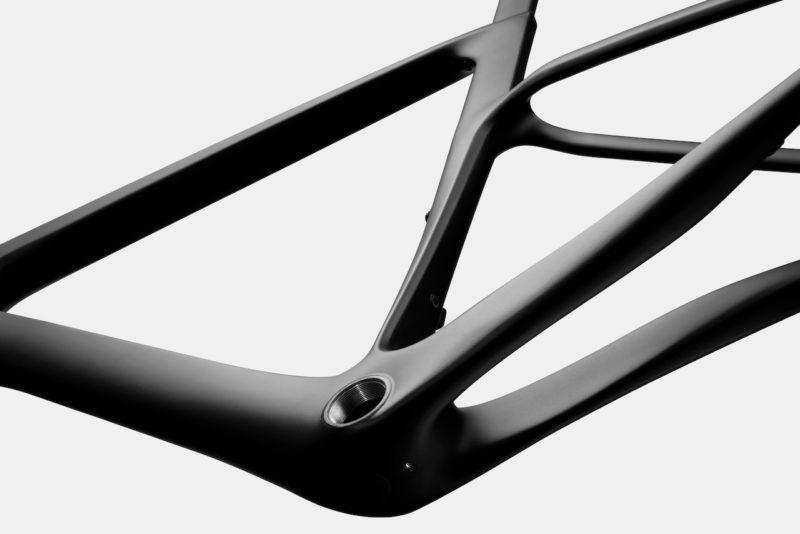 Cannondale SuperSix EVO BB threaded